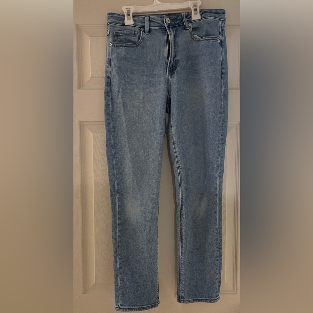 American Eagle Mom Jeans